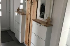 Garderobe mit Eichebrettern