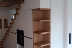 Treppenschrank